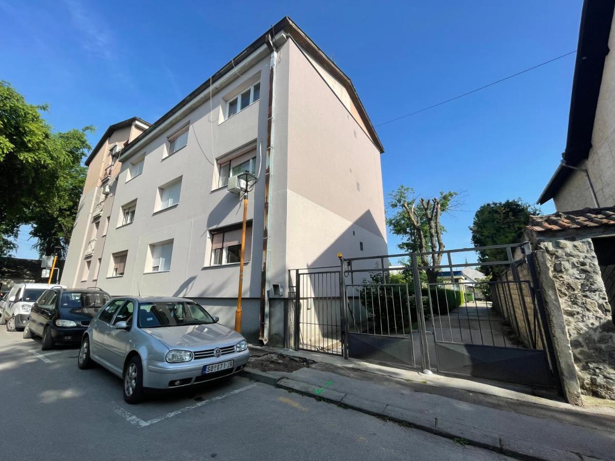 Apartman Venera Sombor Bagian luar foto